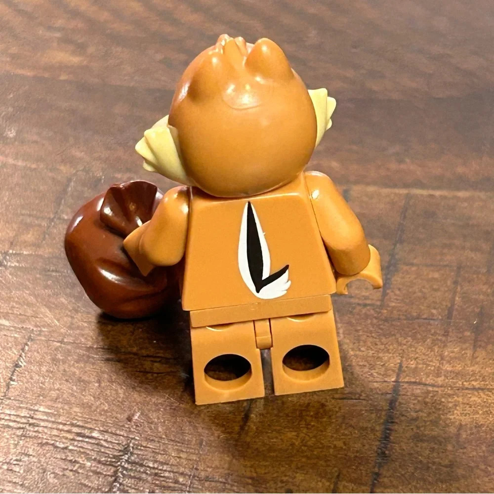 LEGO Disney Collectible Dale Chipmunk Minifigure‎ w/ Sack